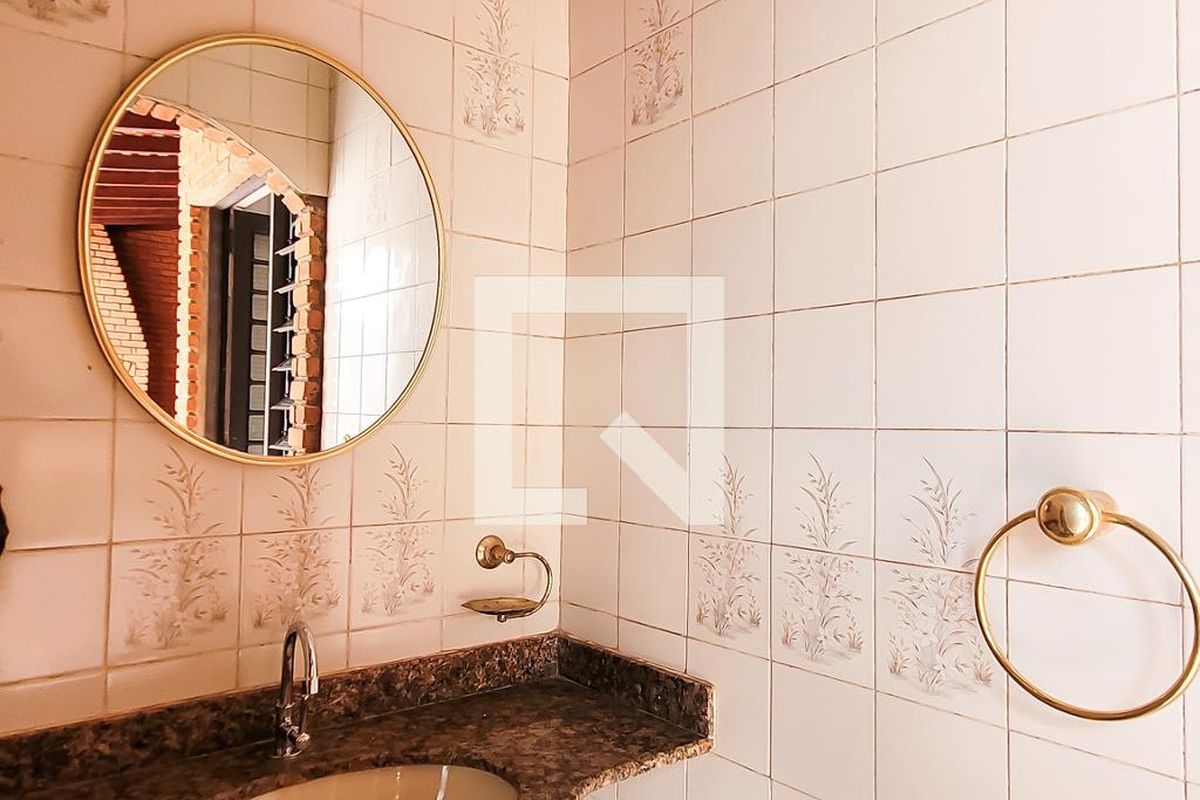 Casa à Venda - Taquaral, 4 Quartos,  291 m2 em , Campinas - sp | SoloBR