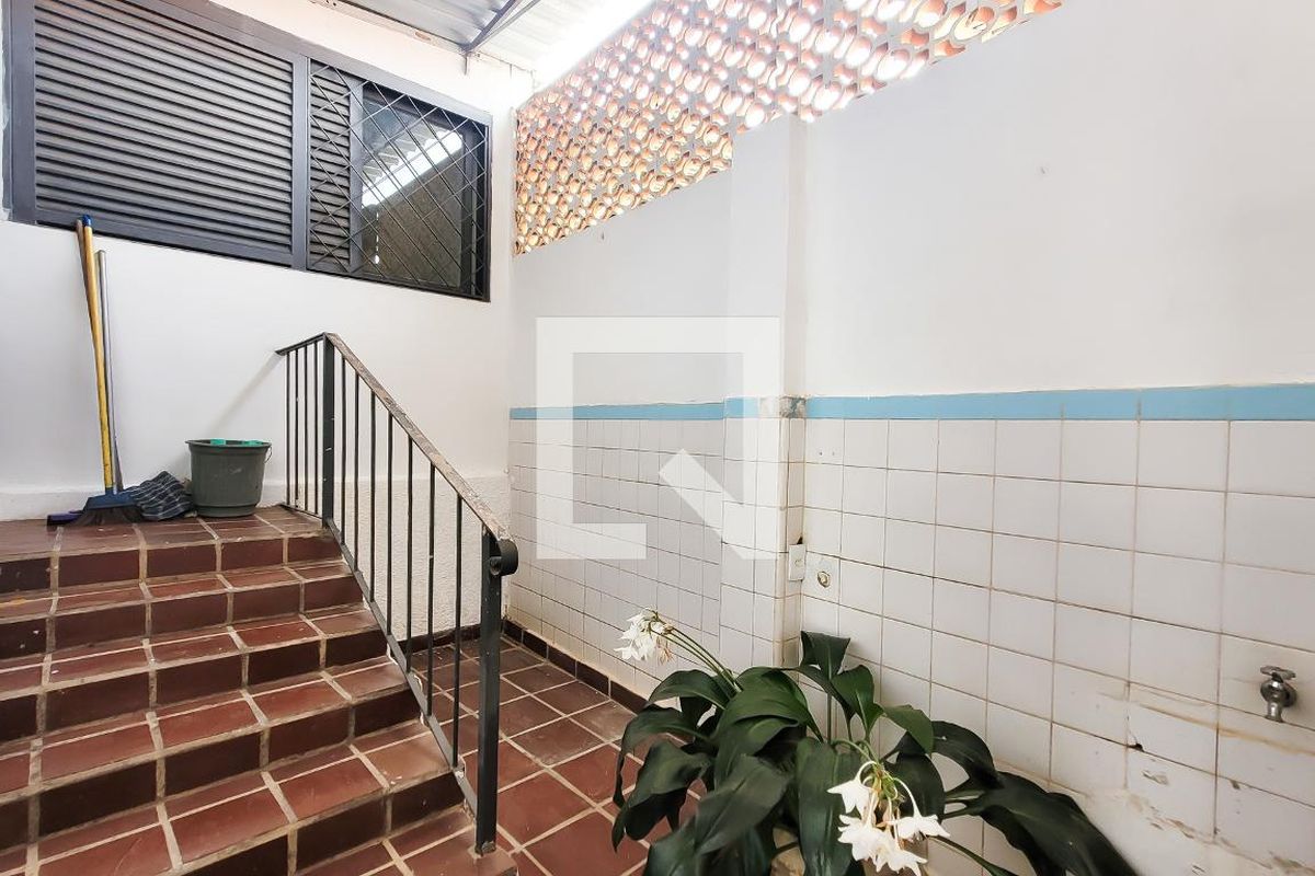 Casa à Venda - Taquaral, 4 Quartos,  291 m2 em , Campinas - sp | SoloBR