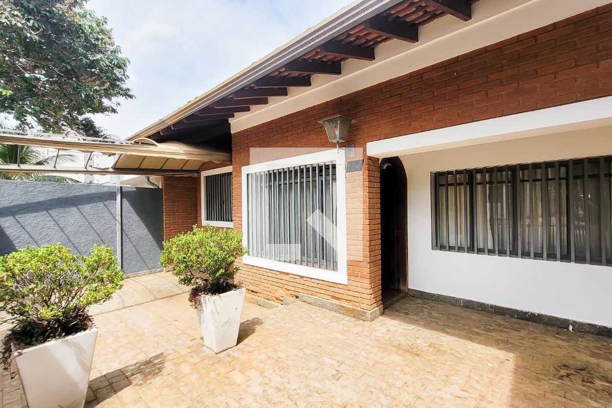 Casa à Venda - Taquaral, 4 Quartos,  291 m2 em , Campinas - sp | SoloBR