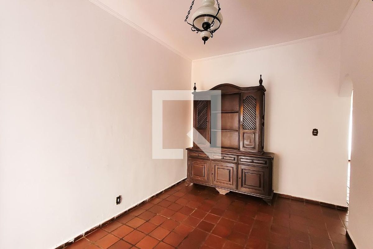 Casa à Venda - Taquaral, 4 Quartos,  291 m2 em , Campinas - sp | SoloBR