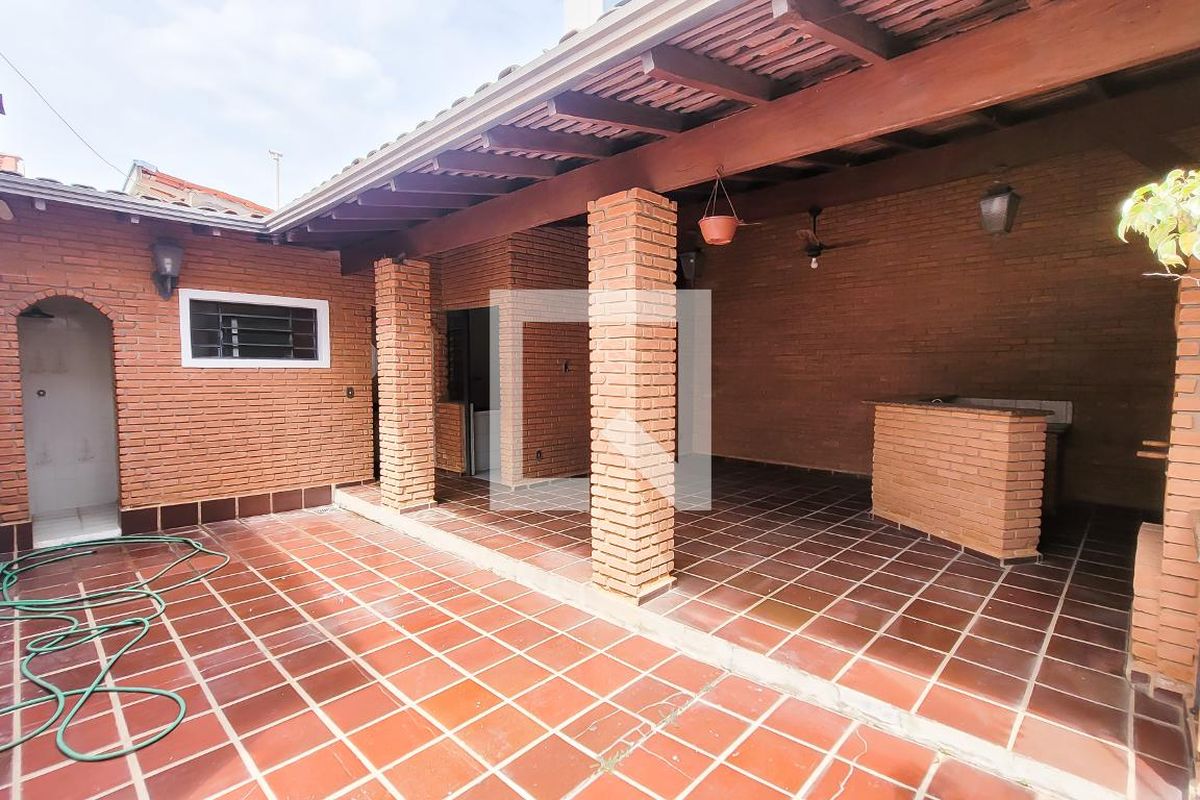 Casa à Venda - Taquaral, 4 Quartos,  291 m2 em , Campinas - sp | SoloBR