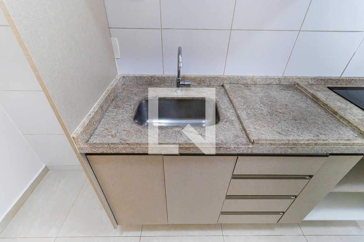 Apartamento à Venda - Bosque, 1 Quarto,  45 m2 em , Campinas - sp | SoloBR