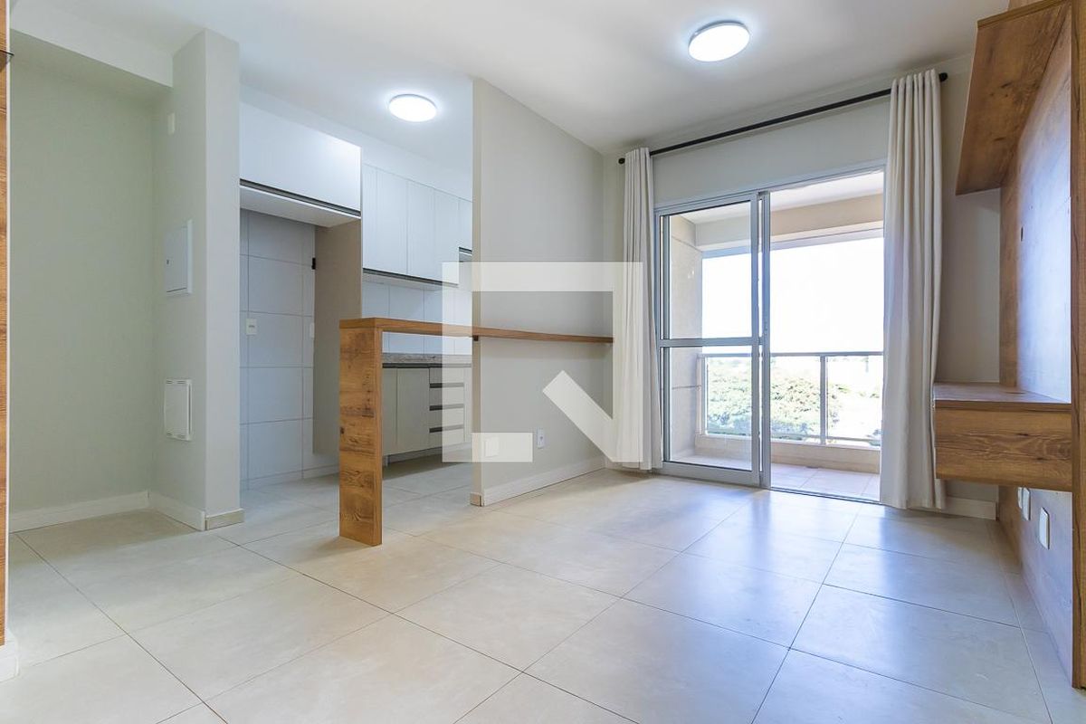 Apartamento à Venda - Bosque, 1 Quarto,  45 m2 em , Campinas - sp | SoloBR