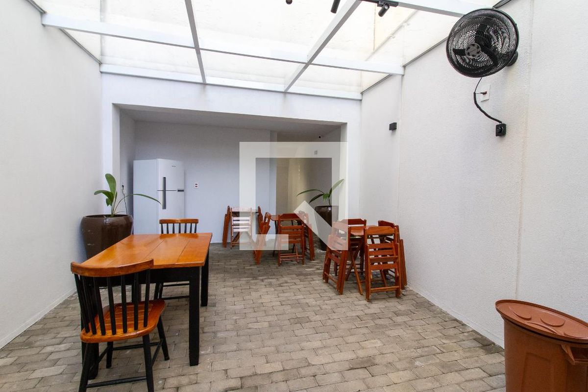Apartamento à Venda - Bosque, 1 Quarto,  46 m2 em , Campinas - sp | SoloBR