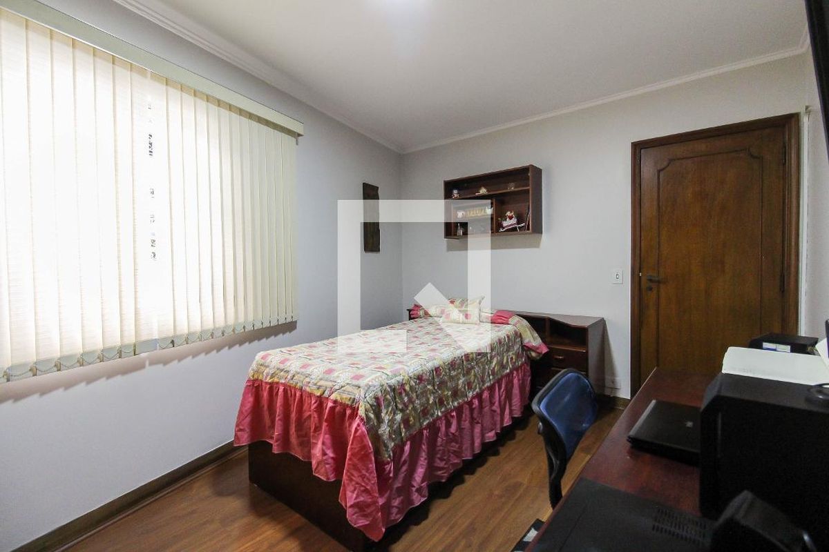 Casa, 3 quartos, 267 m² - Foto 76