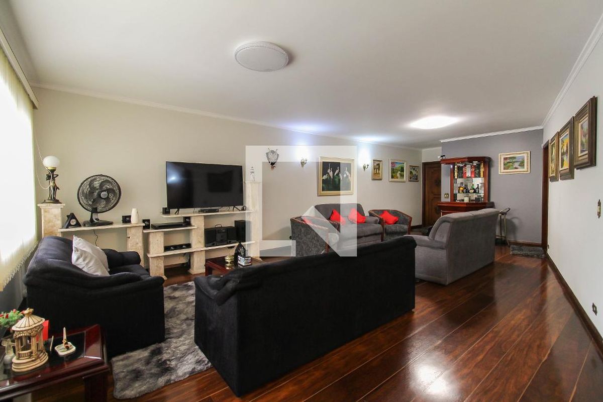 Casa, 3 quartos, 267 m² - Foto 2