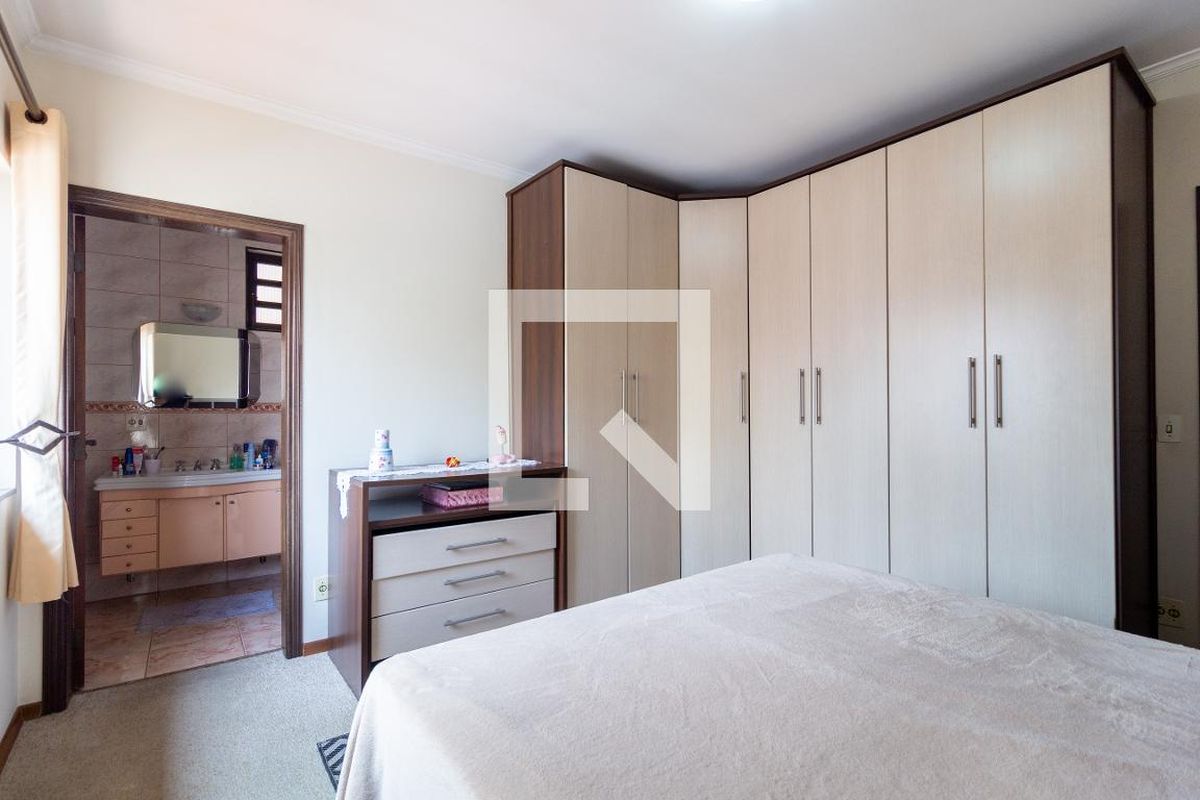 Casa, 3 quartos, 216 m² - Foto 58