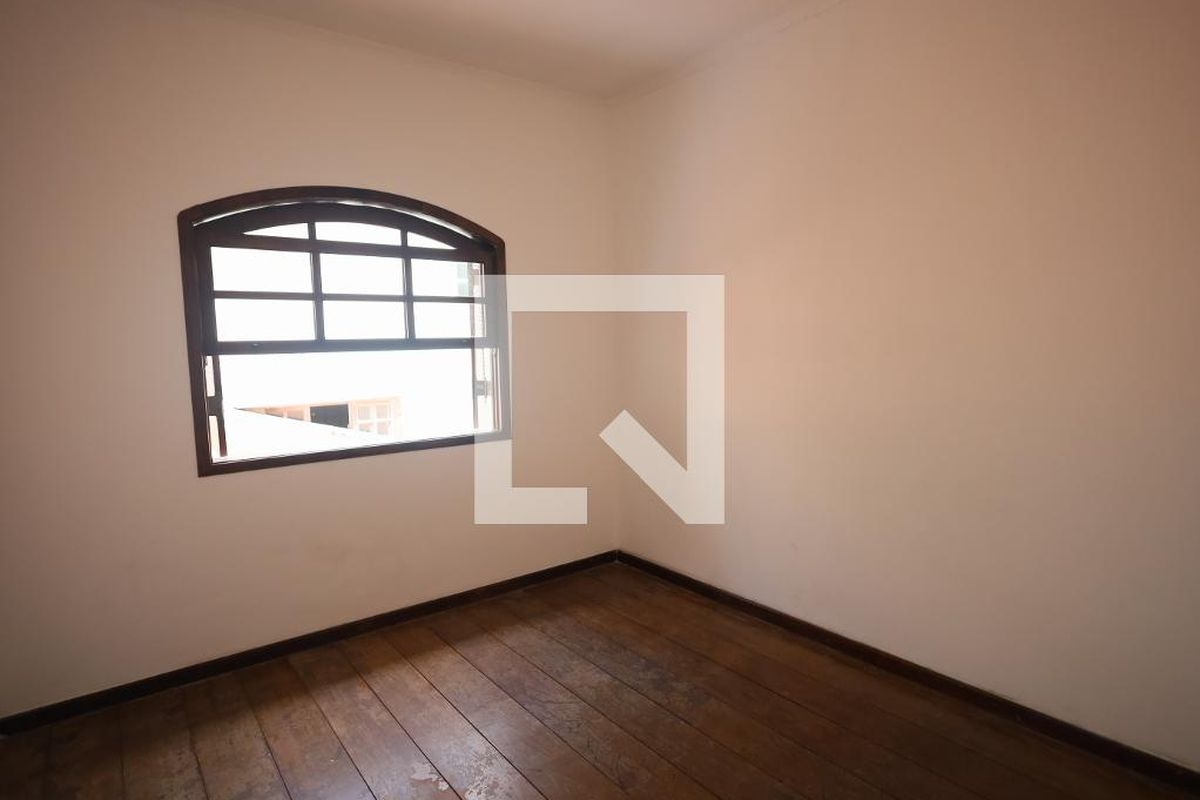 Casa, 3 quartos, 284 m² - Foto 10