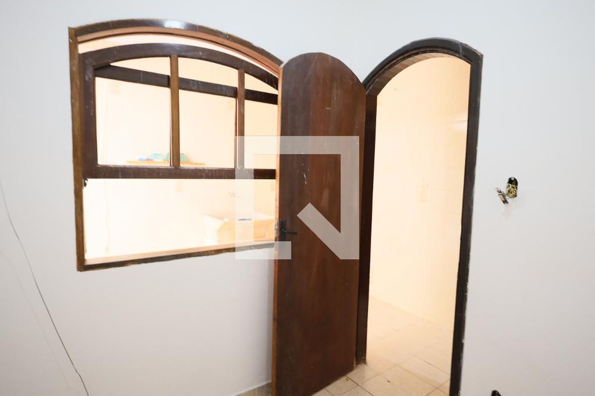 Casa, 3 quartos, 284 m² - Foto 29