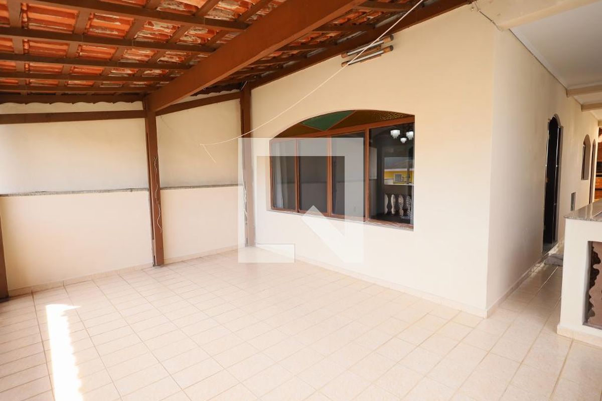 Casa, 3 quartos, 284 m² - Foto 38