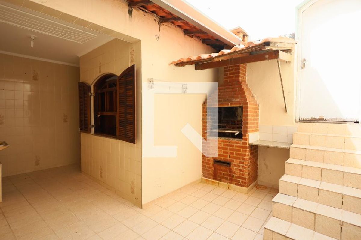 Casa, 3 quartos, 284 m² - Foto 33