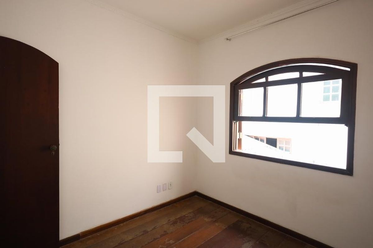 Casa, 3 quartos, 284 m² - Foto 14