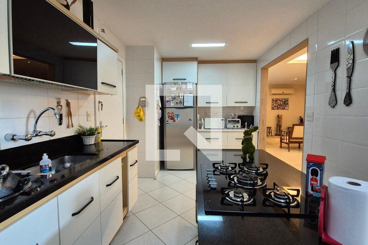 Apartamento, 3 quartos, 190 m² - Foto 94