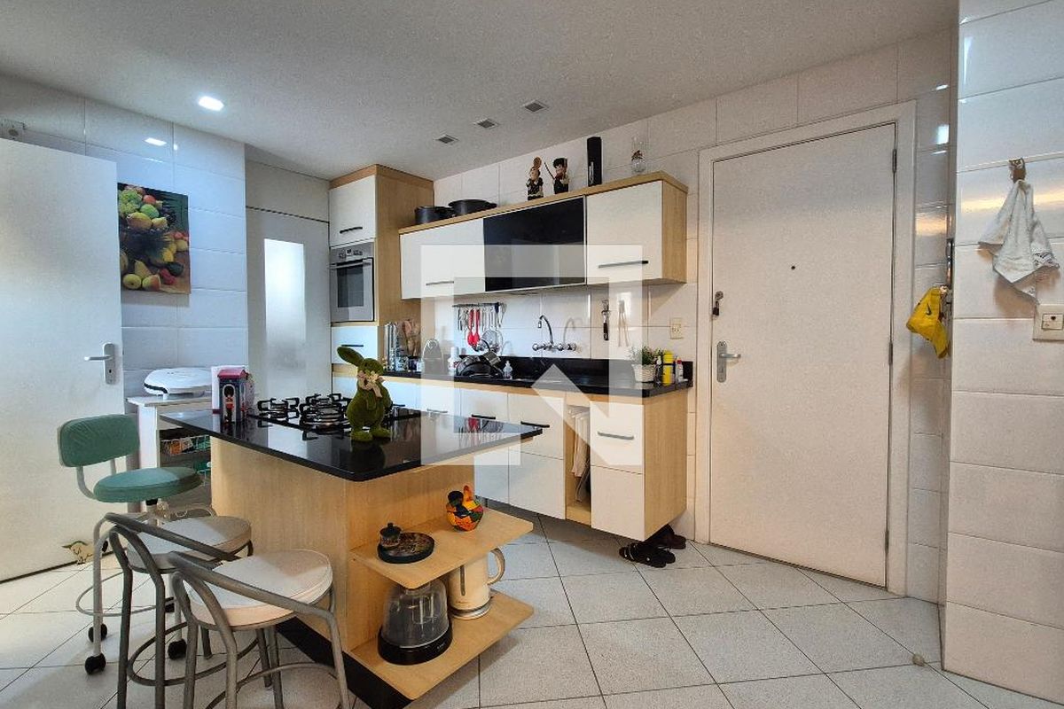 Apartamento, 3 quartos, 190 m² - Foto 92