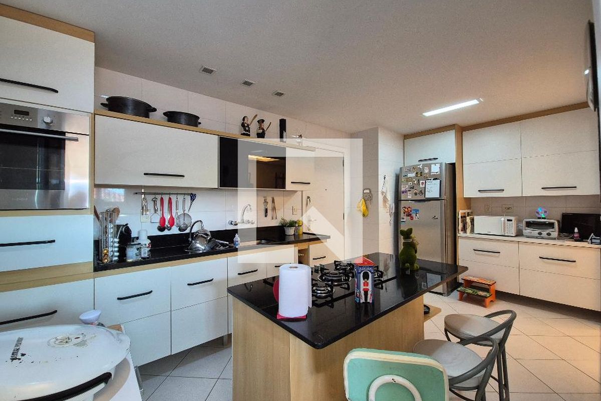 Apartamento, 3 quartos, 190 m² - Foto 96
