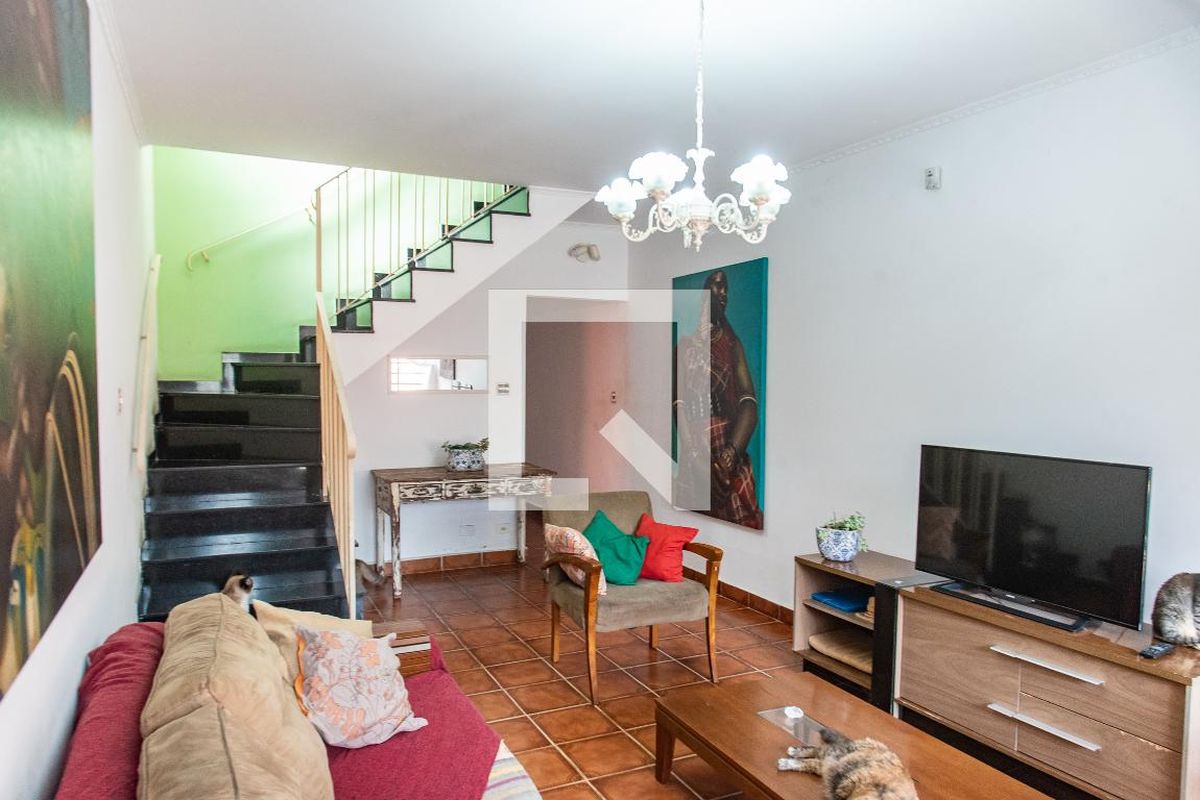 Casa, 4 quartos, 192 m² - Foto 1
