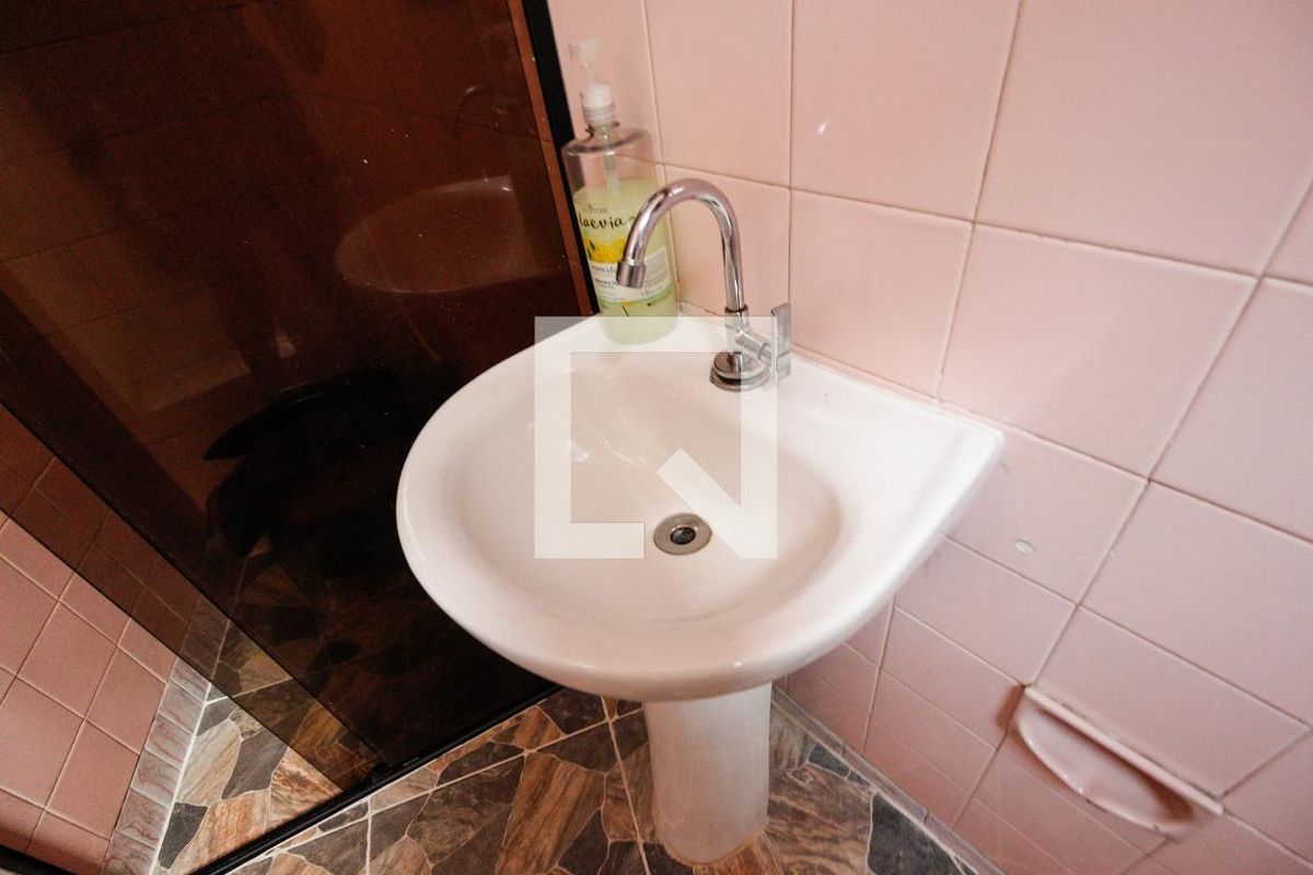 Casa, 4 quartos, 250 m² - Foto 70