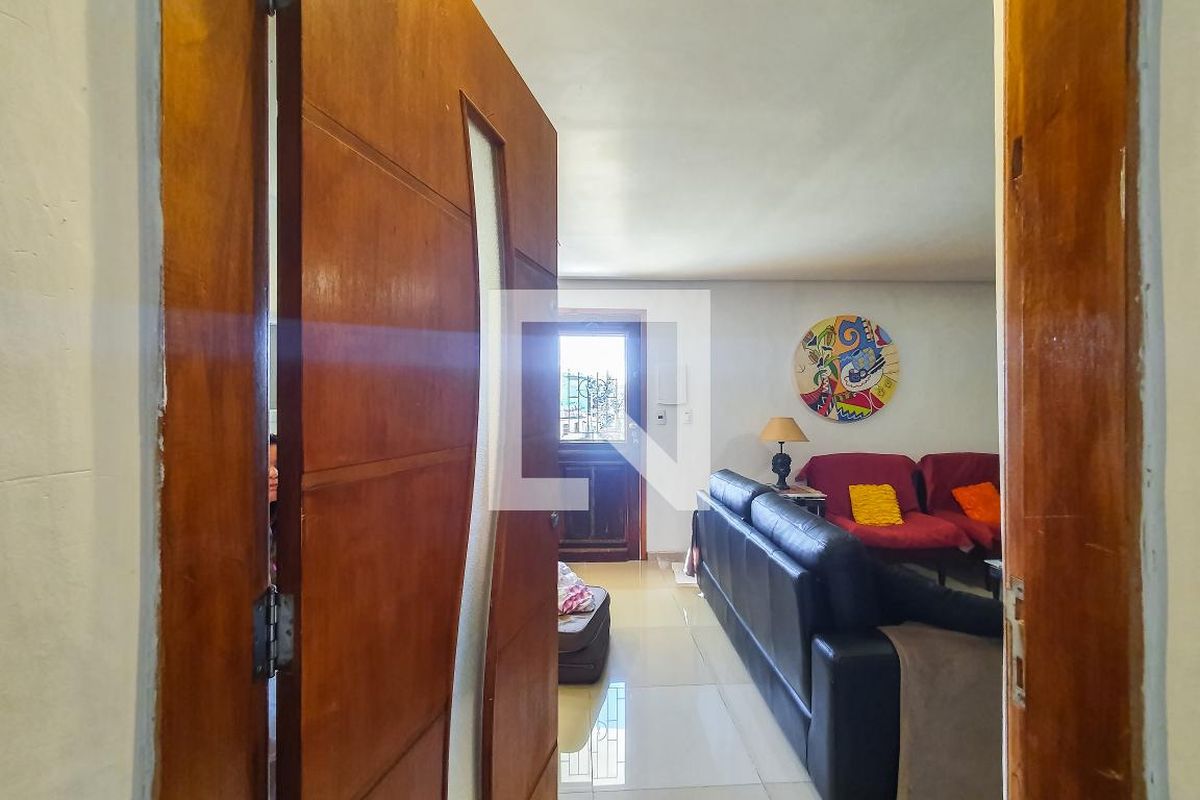 Casa, 1 quarto, 96 m² - Foto 1