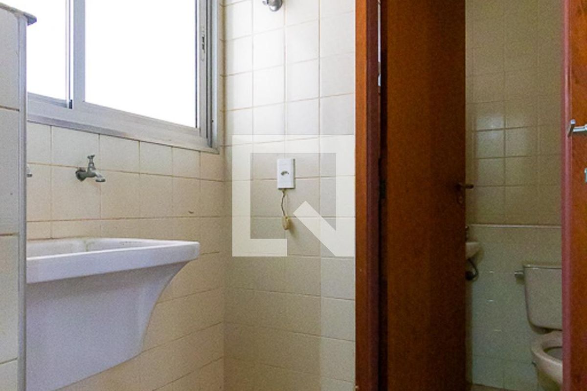 Apartamento à Venda - Bosque, 1 Quarto,  60 m2 em , Campinas - sp | SoloBR