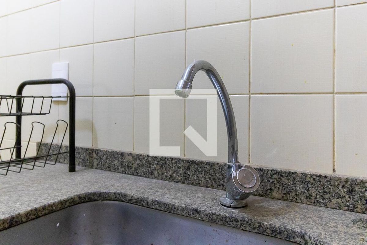 Apartamento à Venda - Bosque, 1 Quarto,  60 m2 em , Campinas - sp | SoloBR