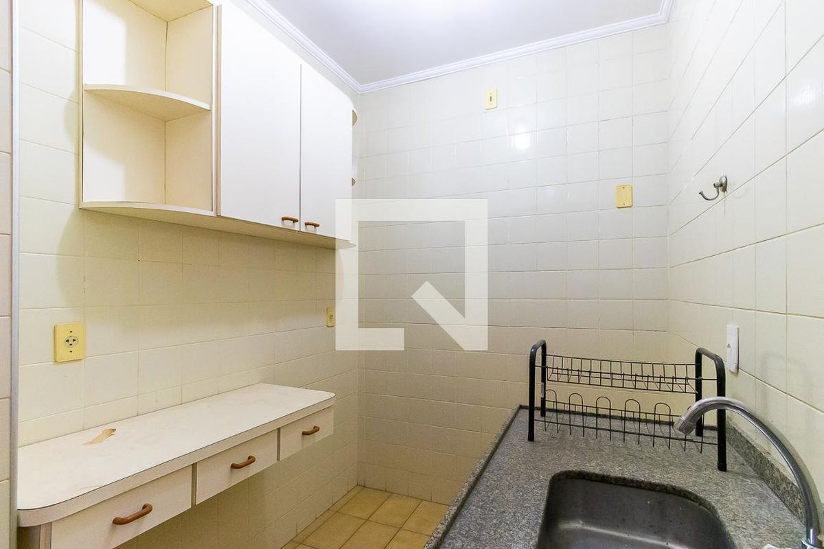 Apartamento à Venda - Bosque, 1 Quarto,  60 m2 em , Campinas - sp | SoloBR
