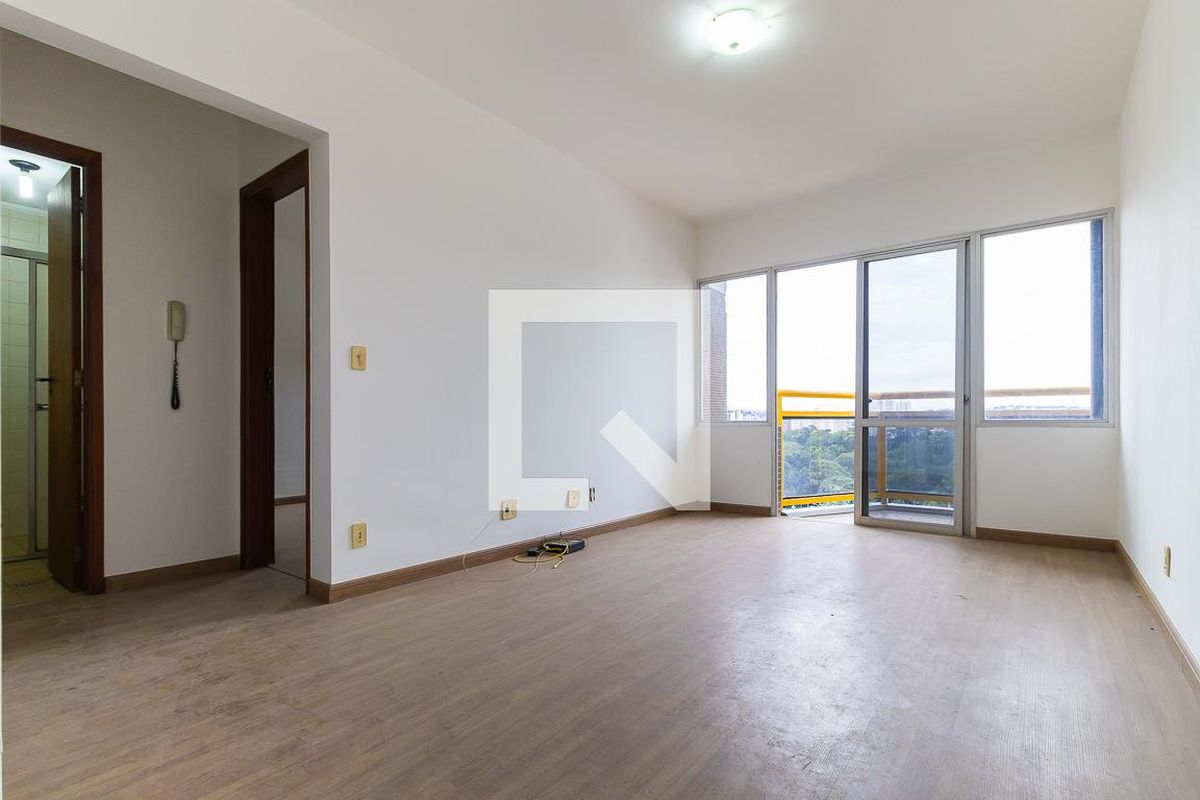 Apartamento à Venda - Bosque, 1 Quarto,  60 m2 em , Campinas - sp | SoloBR