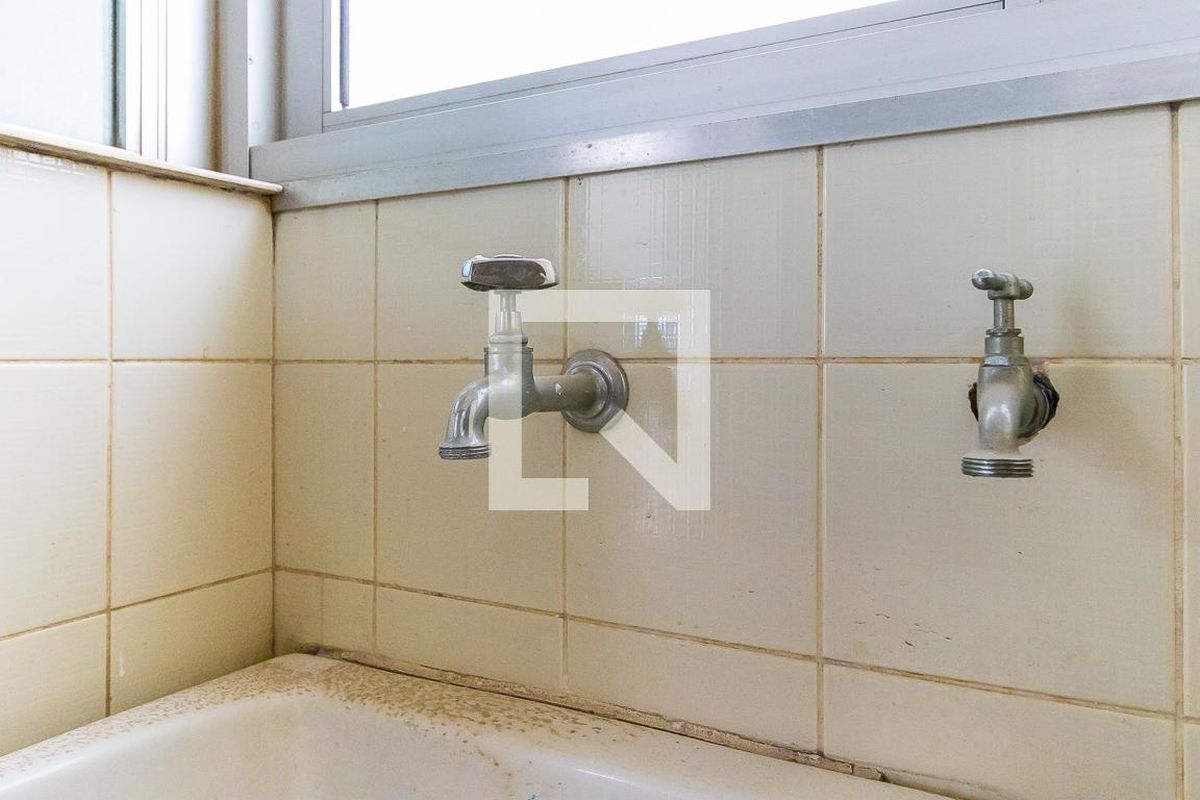 Apartamento à Venda - Bosque, 1 Quarto,  60 m2 em , Campinas - sp | SoloBR