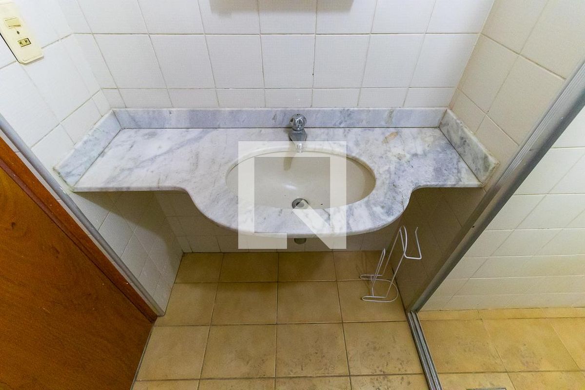 Apartamento à Venda - Bosque, 1 Quarto,  60 m2 em , Campinas - sp | SoloBR