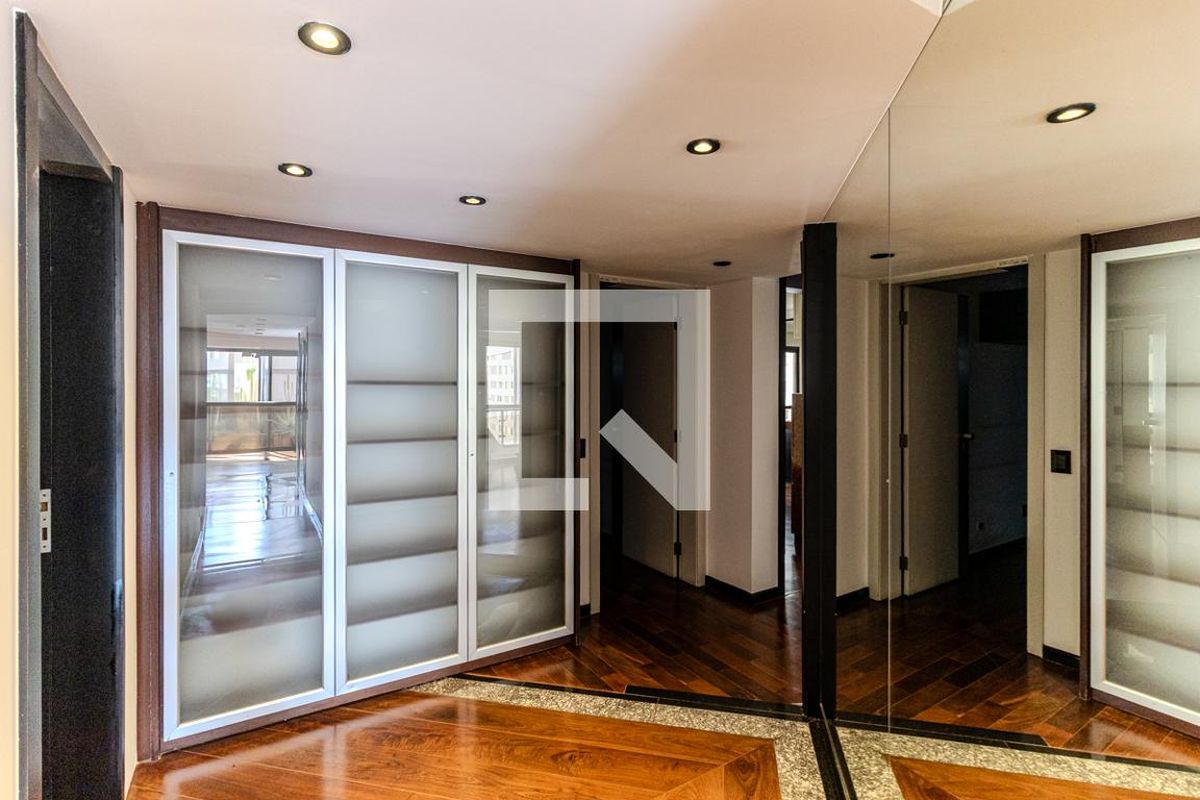 Apartamento, 3 quartos, 195 m² - Foto 46