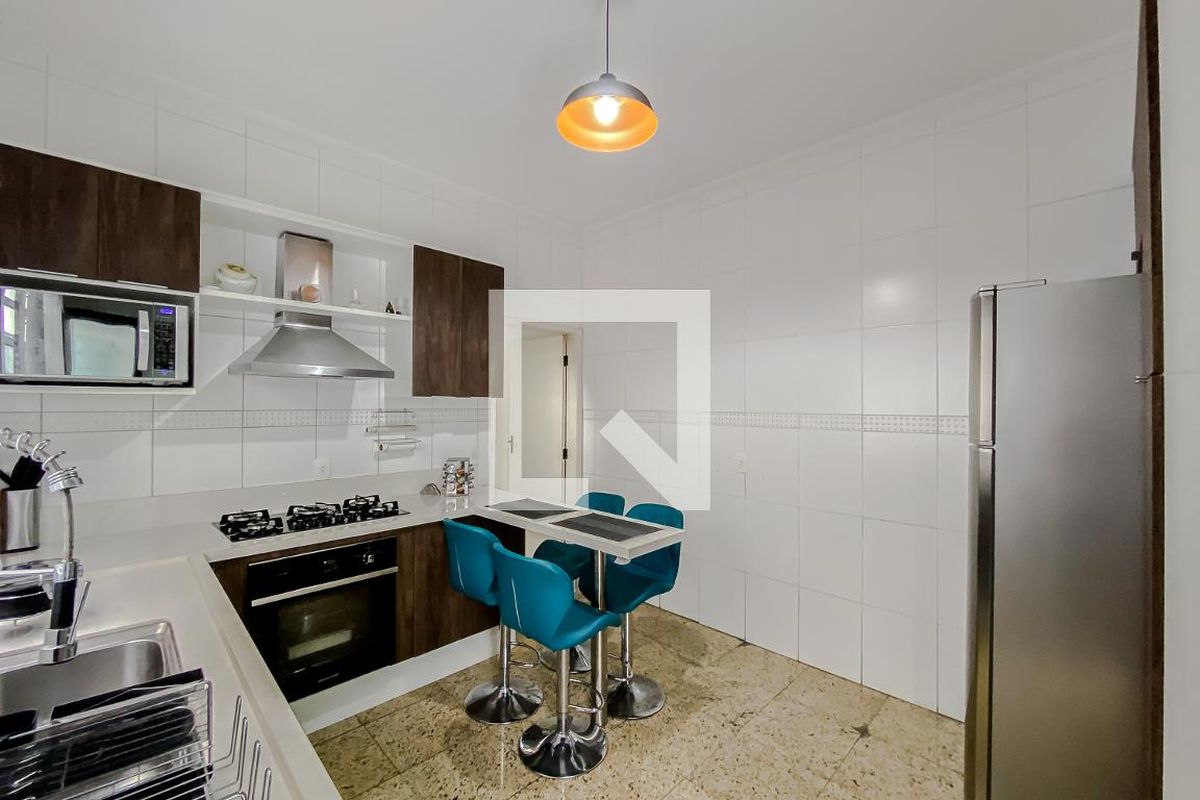 Casa, 4 quartos, 300 m² - Foto 54