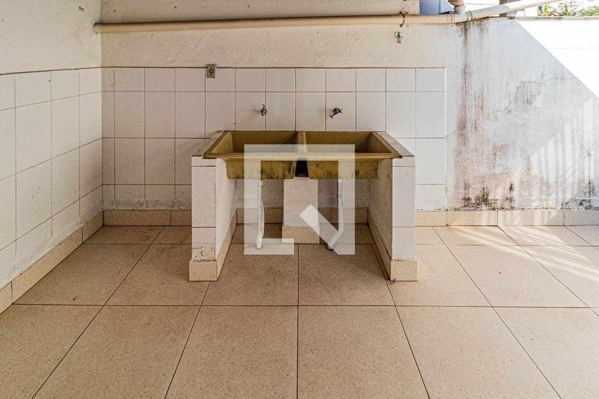 Casa, 3 quartos, 250 m² - Foto 84