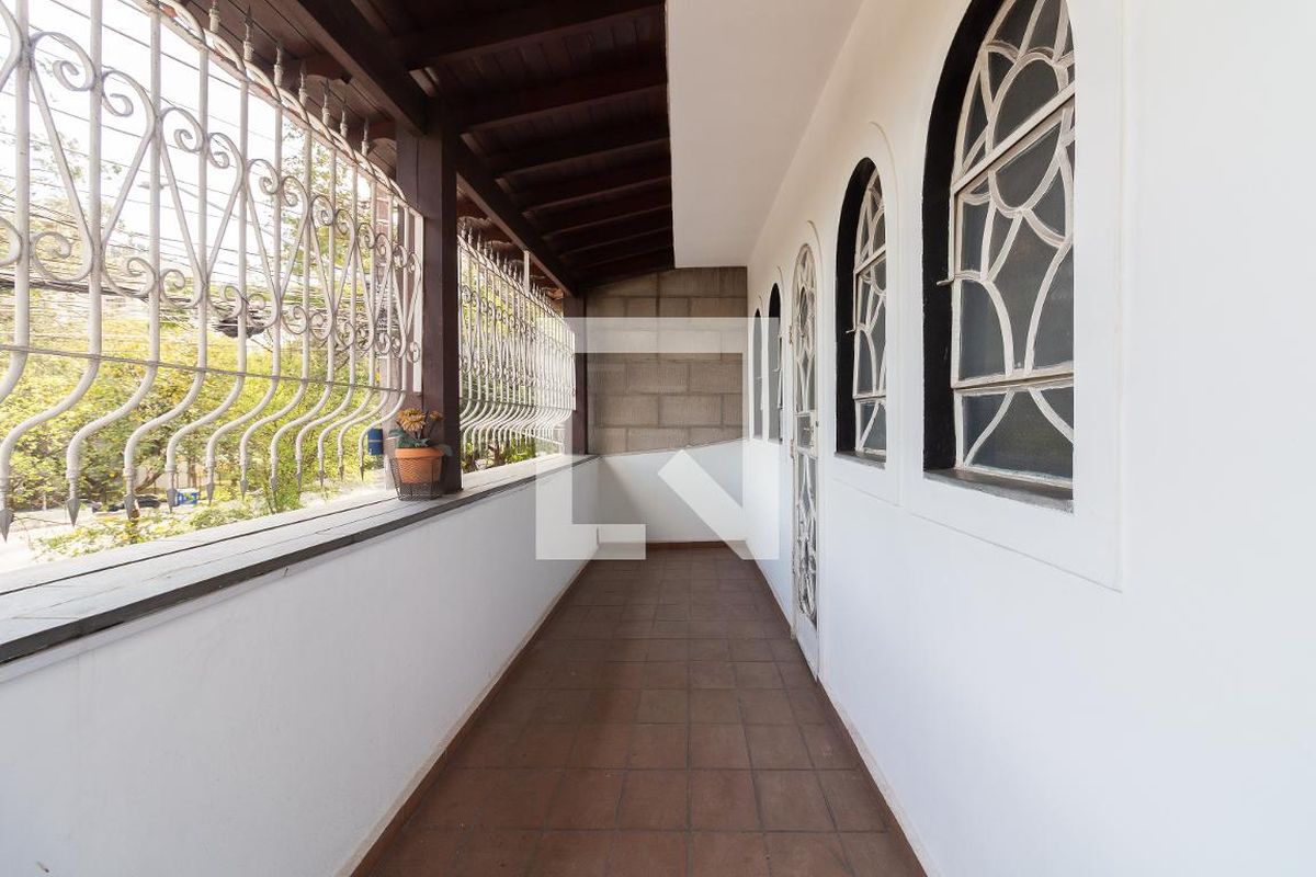 Casa, 3 quartos, 270 m² - Foto 22