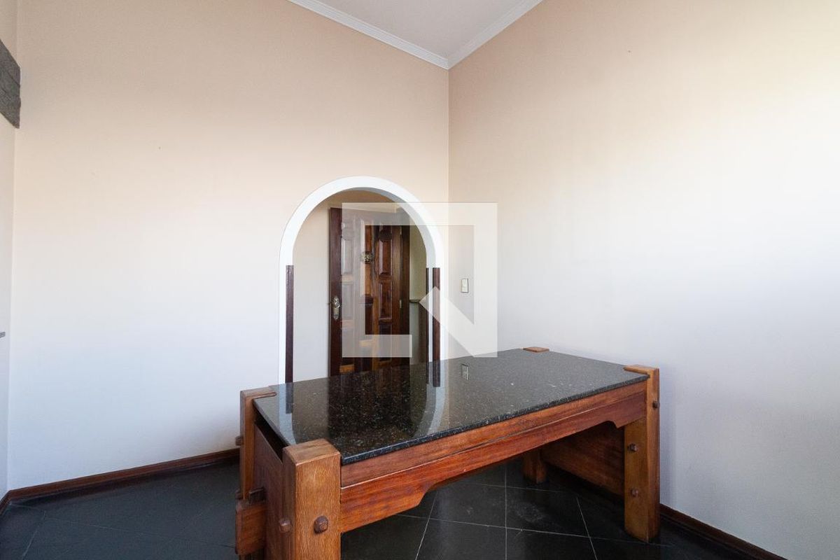 Casa, 3 quartos, 270 m² - Foto 56
