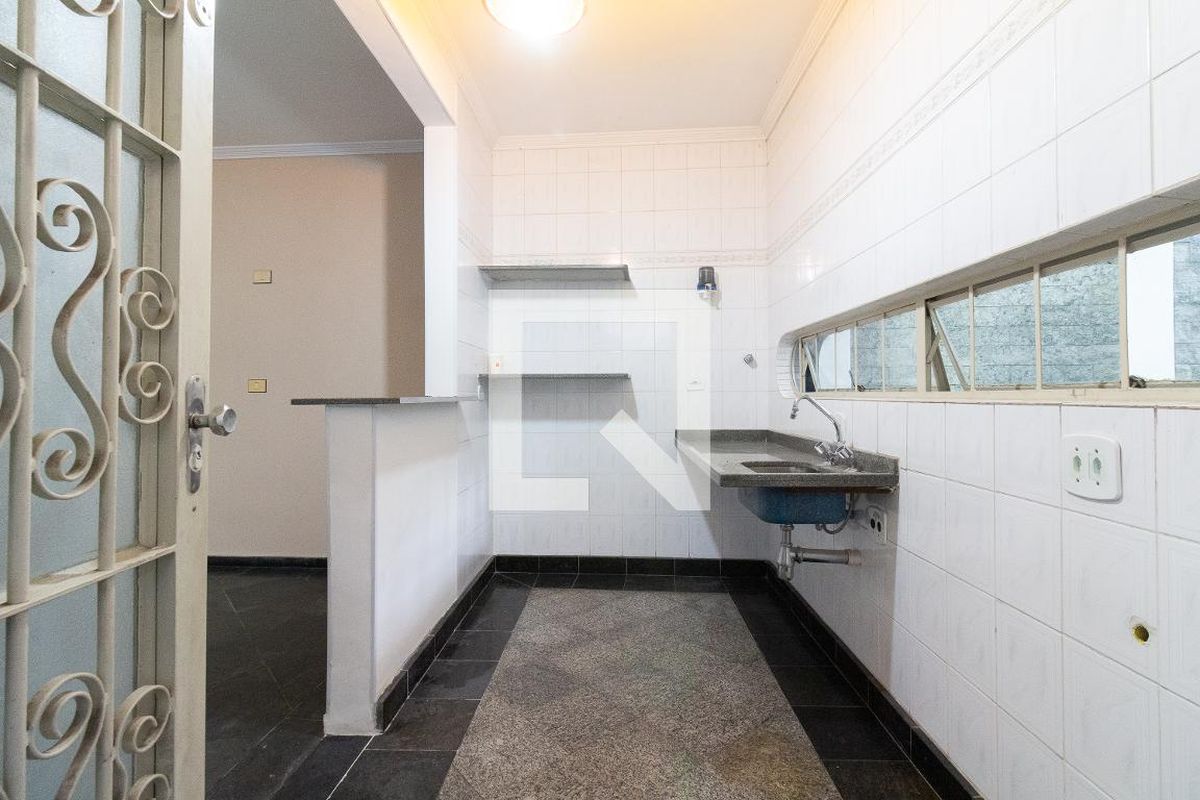 Casa, 3 quartos, 270 m² - Foto 34