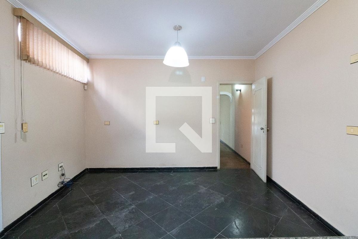 Casa, 3 quartos, 270 m² - Foto 32