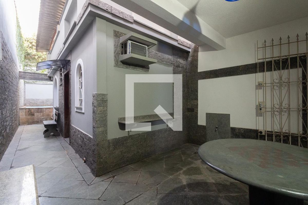 Casa, 3 quartos, 270 m² - Foto 88