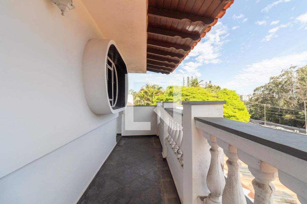 Casa, 3 quartos, 270 m² - Foto 68