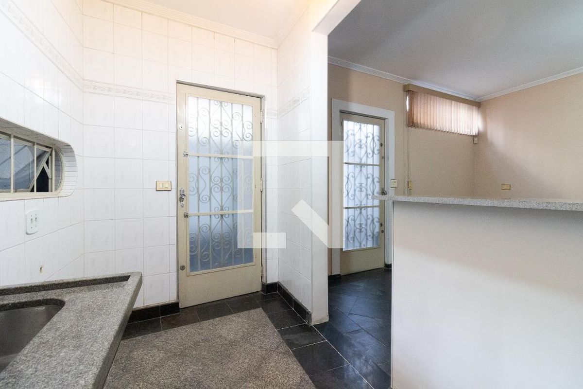 Casa, 3 quartos, 270 m² - Foto 36
