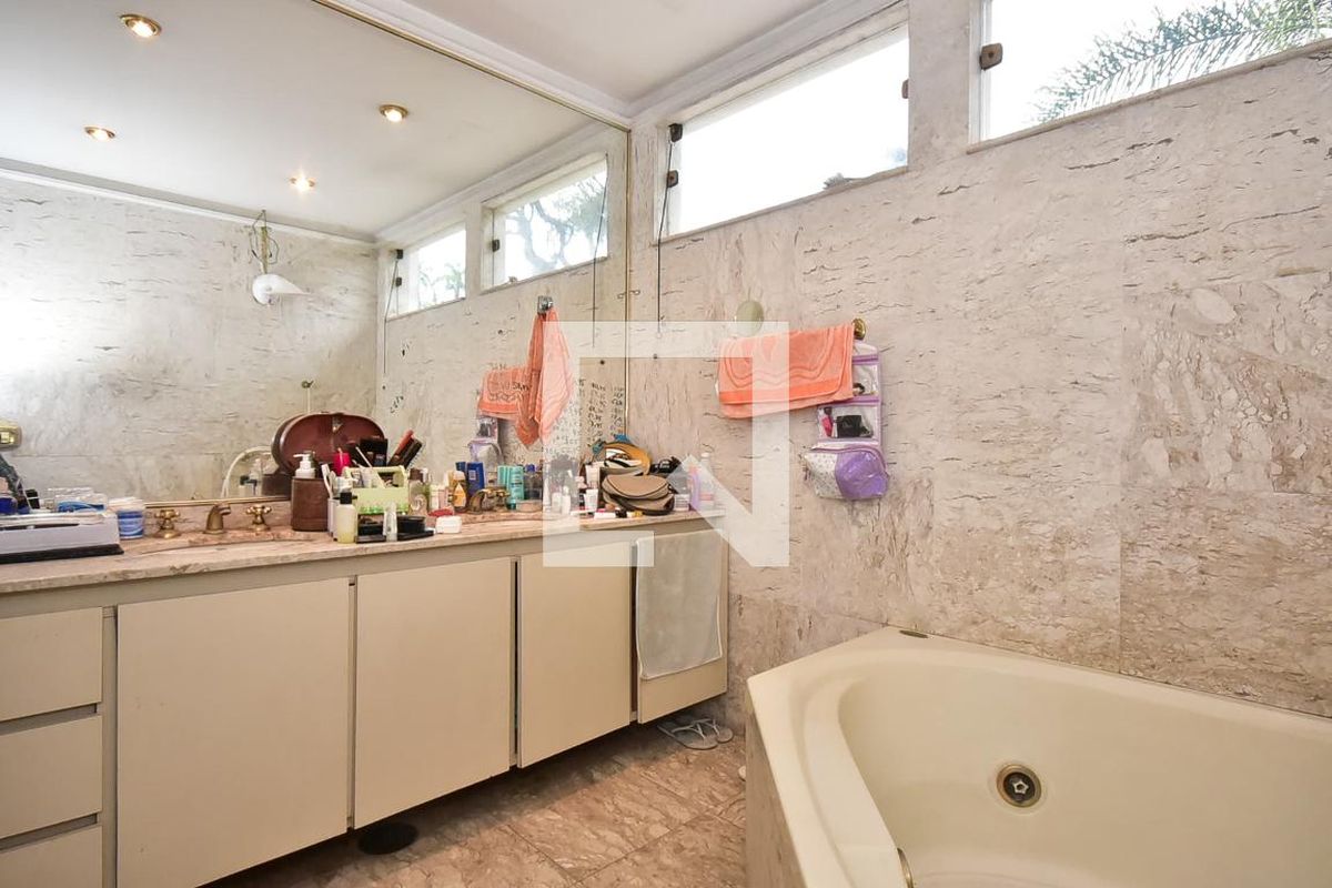 Casa, 4 quartos, 650 m² - Foto 48