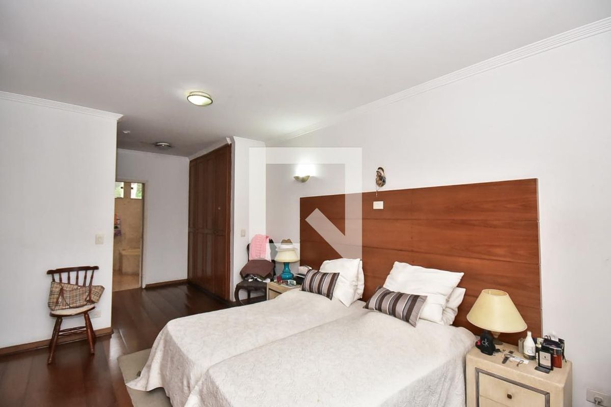 Casa, 4 quartos, 650 m² - Foto 42