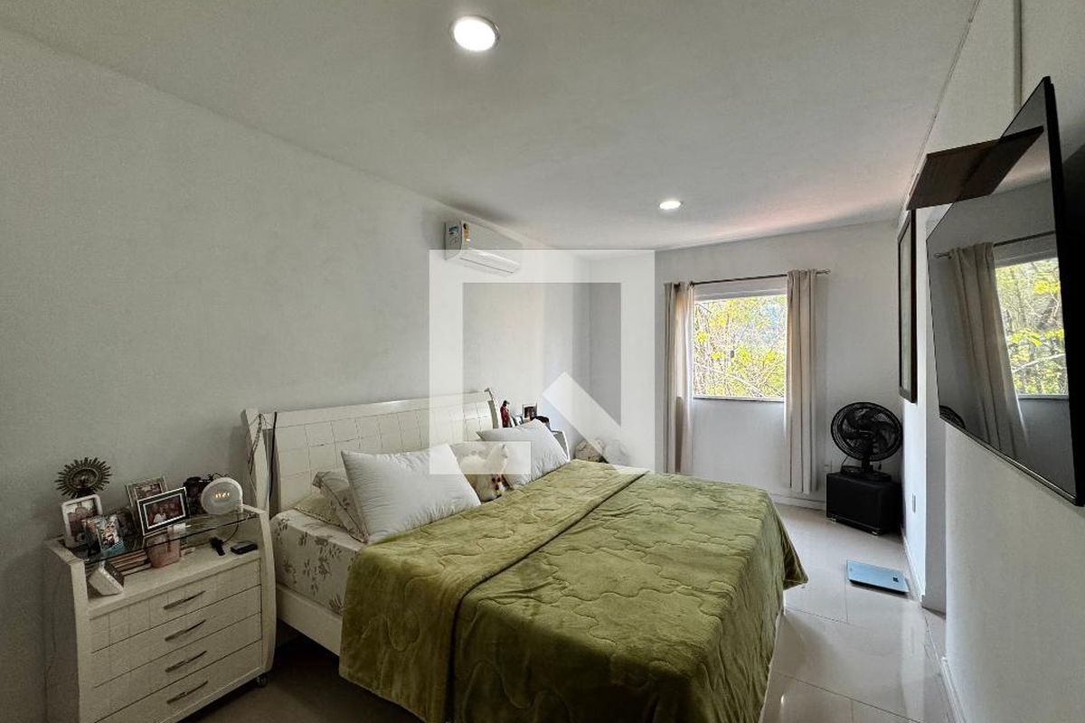 Casa, 4 quartos, 220 m² - Foto 28