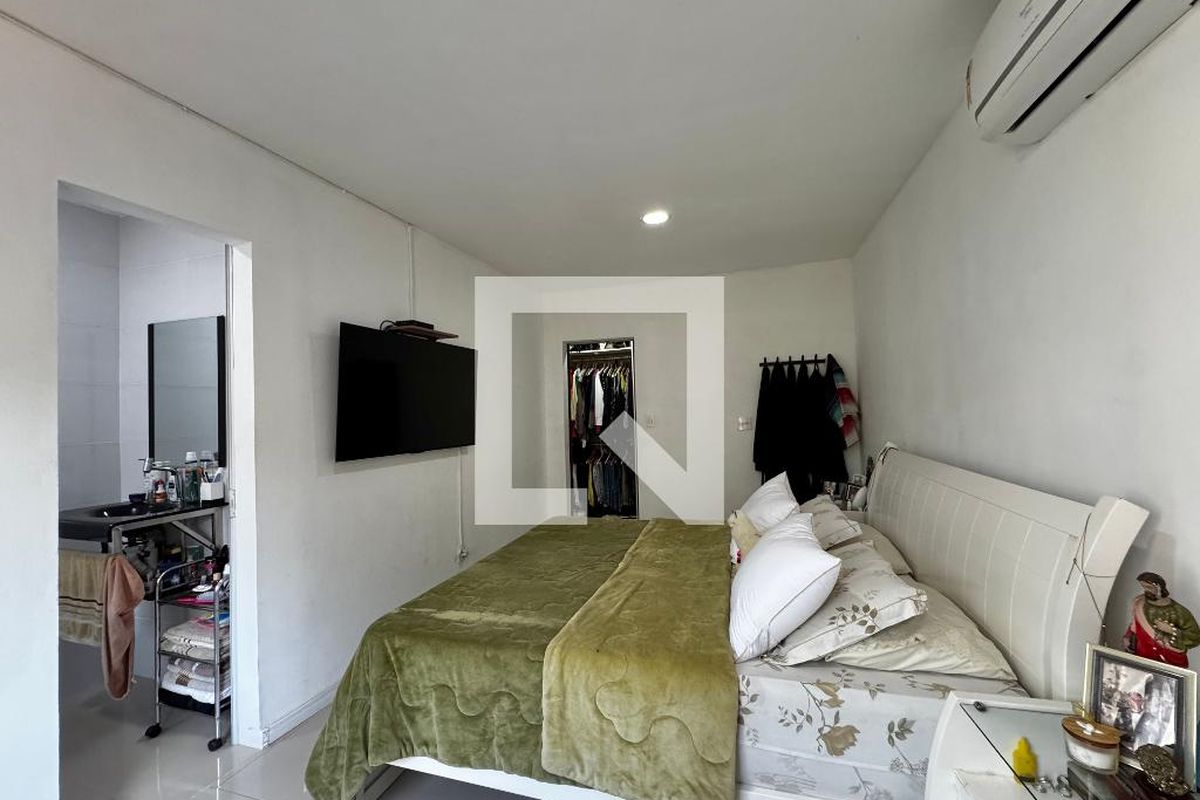 Casa, 4 quartos, 220 m² - Foto 24