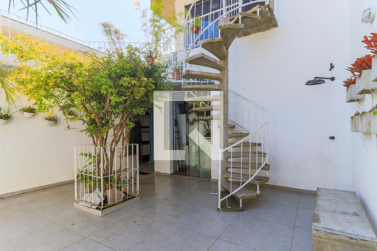 Casa, 3 quartos, 300 m² - Foto 79