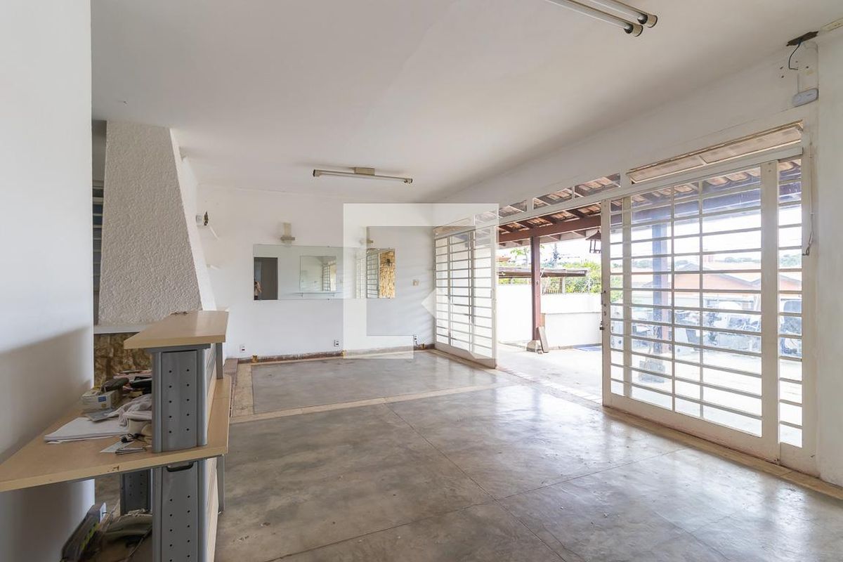 Casa à Venda - Taquaral, 4 Quartos,  210 m2 em , Campinas - sp | SoloBR
