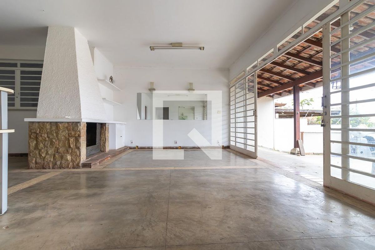 Casa à Venda - Taquaral, 4 Quartos,  210 m2 em , Campinas - sp | SoloBR