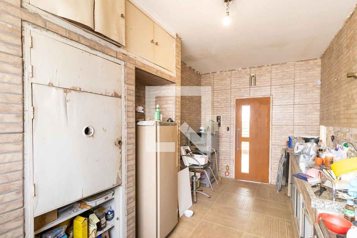 Casa à Venda - Taquaral, 4 Quartos,  210 m2 em , Campinas - sp | SoloBR