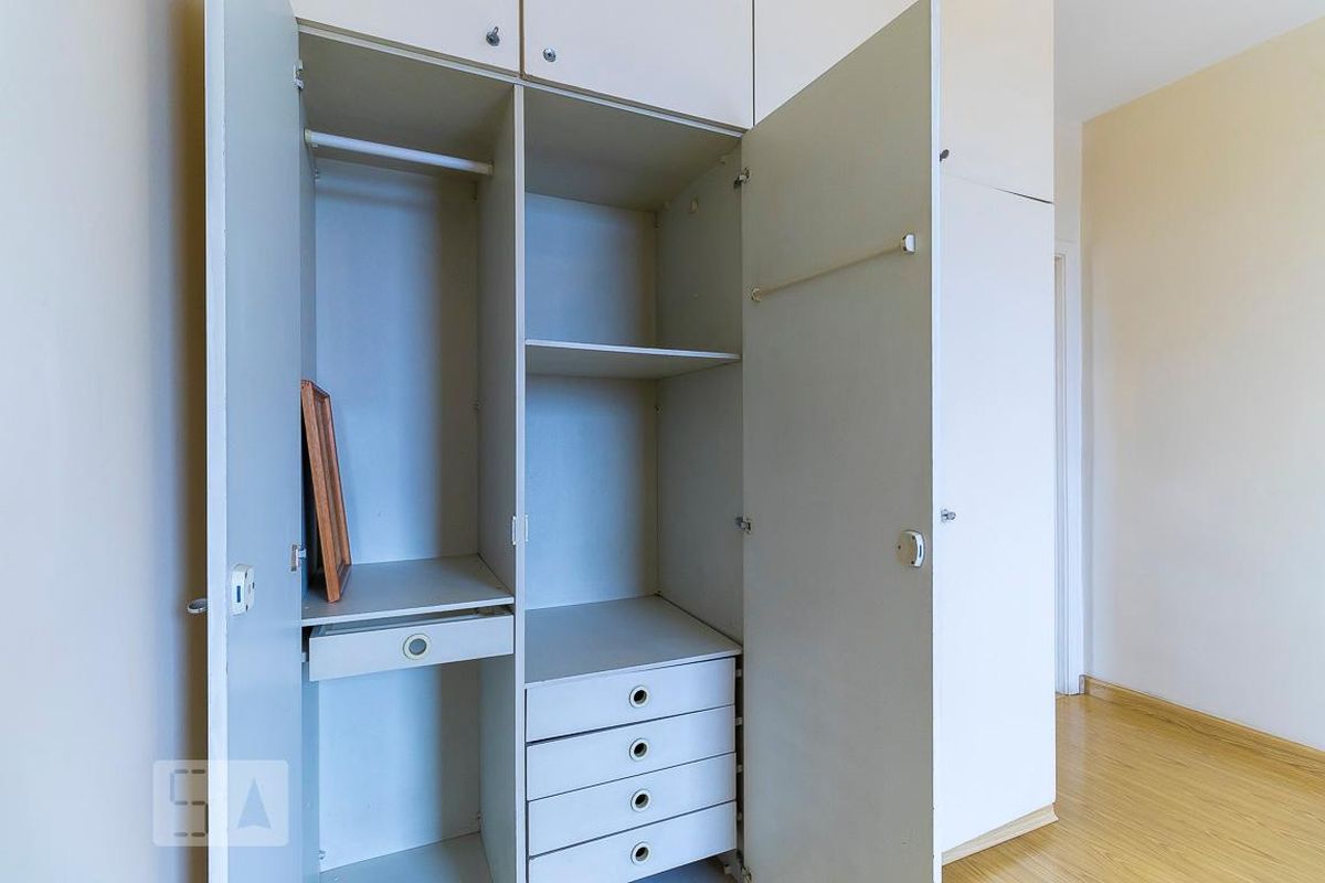 Apartamento à Venda - Cambuí, 2 Quartos,  132 m2 em , Campinas - sp | SoloBR