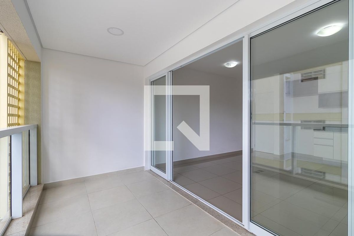 Apartamento à Venda - Bosque, 1 Quarto,  48 m2 em , Campinas - sp | SoloBR