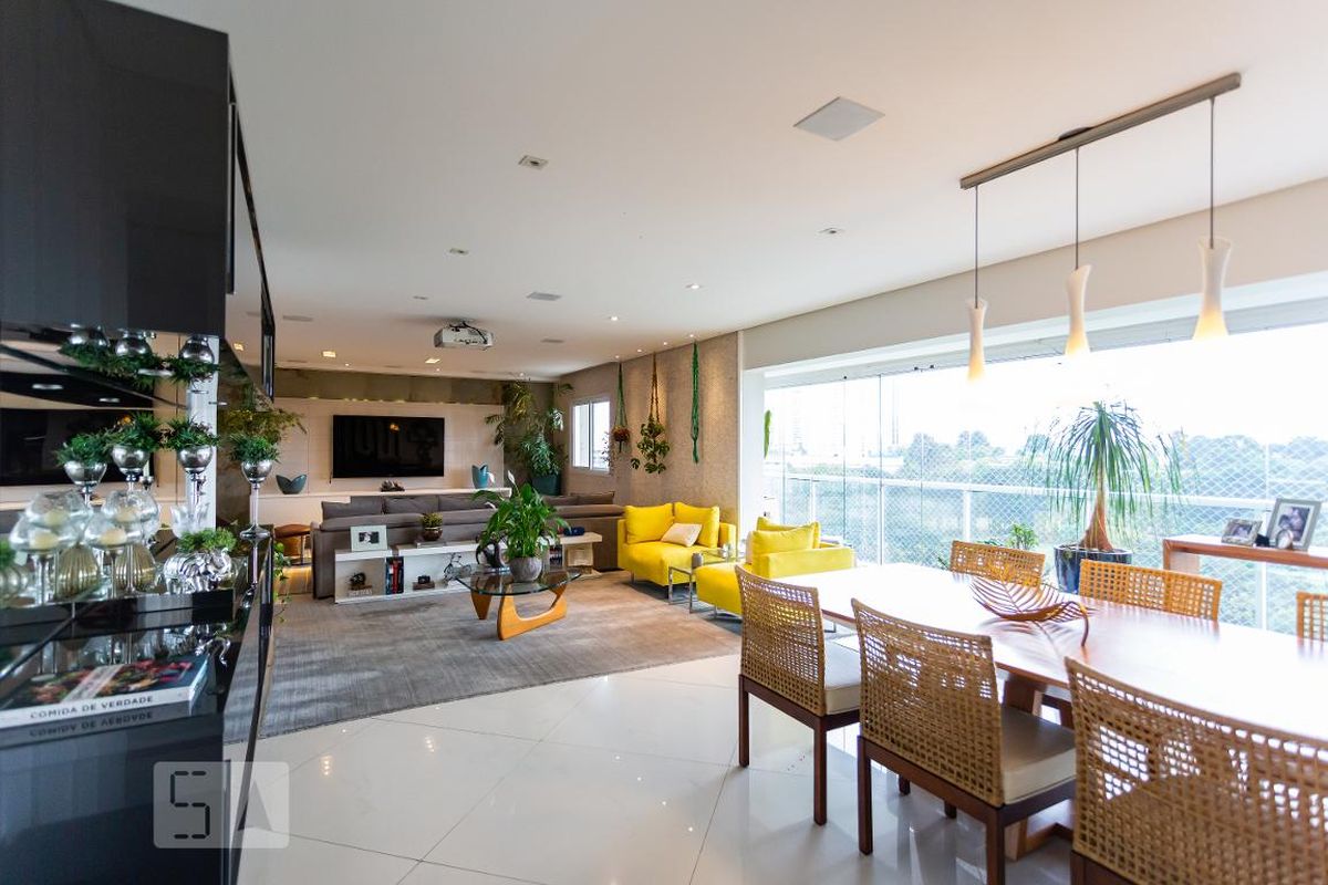 Apartamento, 3 quartos, 227 m² - Foto 1