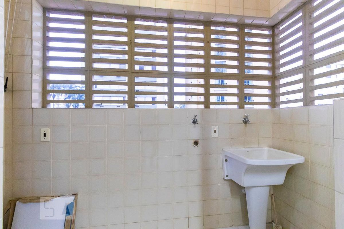 Apartamento à Venda - Cambuí, 1 Quarto,  64 m2 em , Campinas - sp | SoloBR